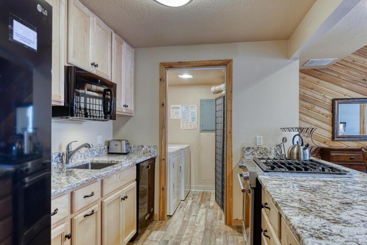 2 Conifer Villa Sunriver Bagian luar foto