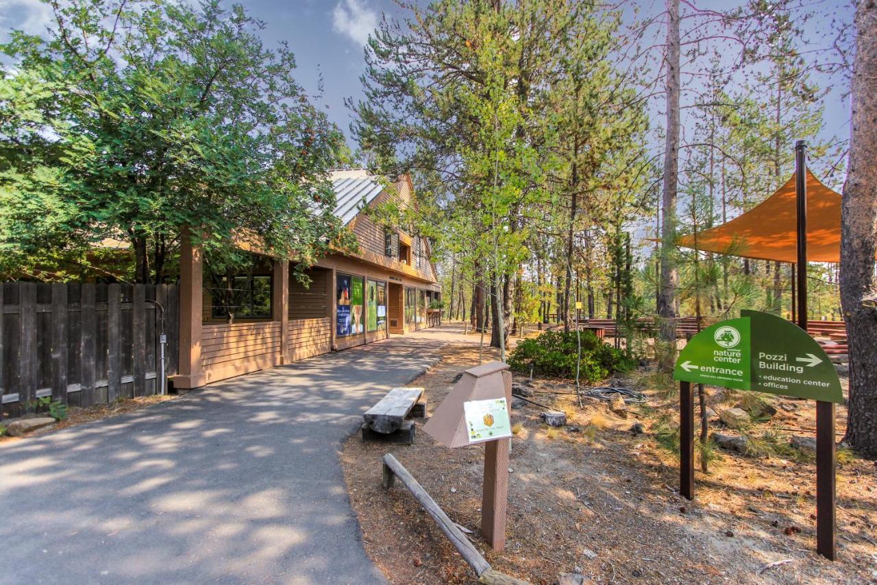 2 Conifer Villa Sunriver Bagian luar foto