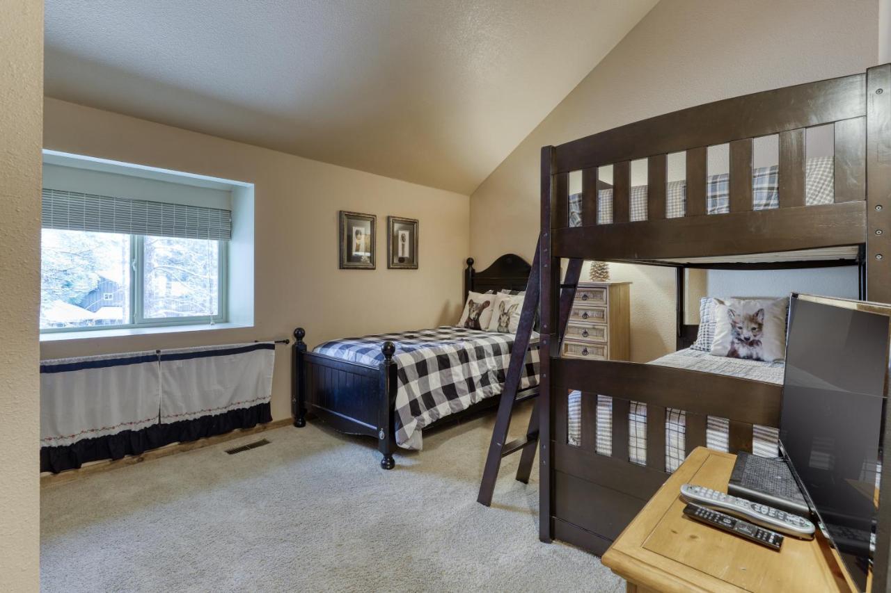 2 Conifer Villa Sunriver Bagian luar foto